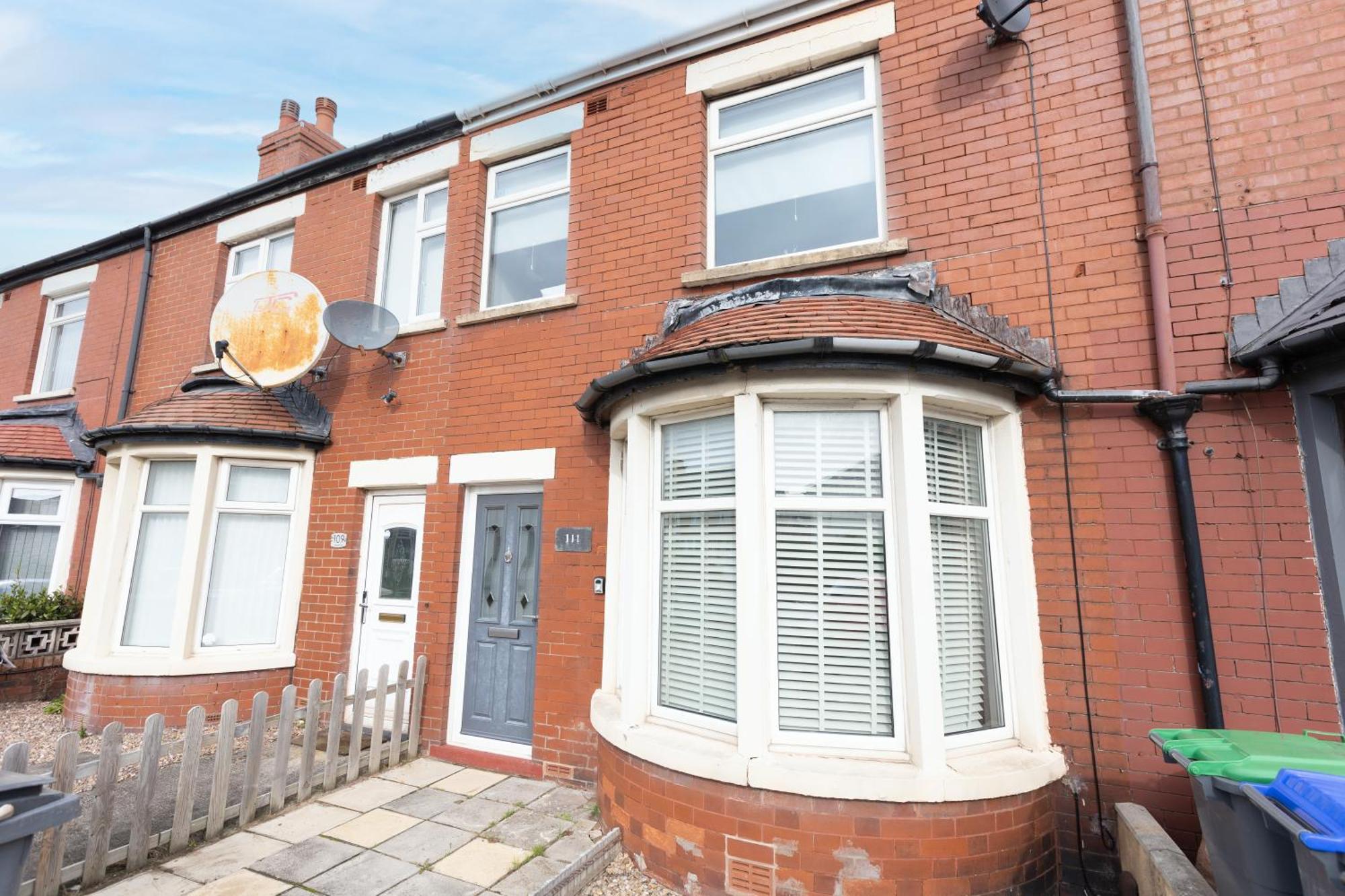 Charles Alexander Short Stay - Ansdell House Blackpool Exterior photo